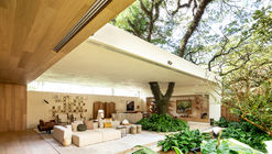 Casa da Árvore Casa Cor 2018 / Suite Arquitetos