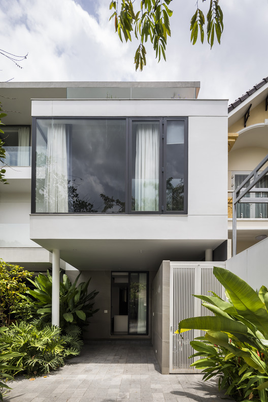 D9 House / Group A architects - Facade, Windows, Courtyard