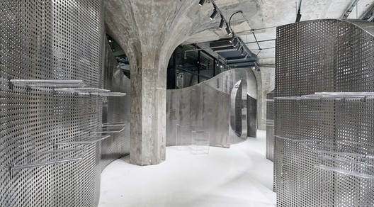 The Animal Backbone / I.F.S.E. SPACE CREATIVE LAB - Image 23 of 44