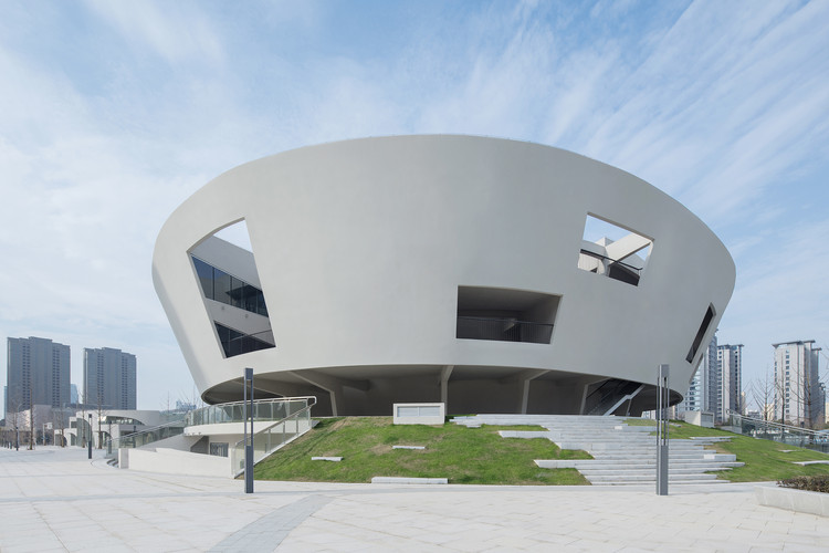 Centro de Desfiles de Moda China Light and Textile City / WAU Design - Mais Imagens