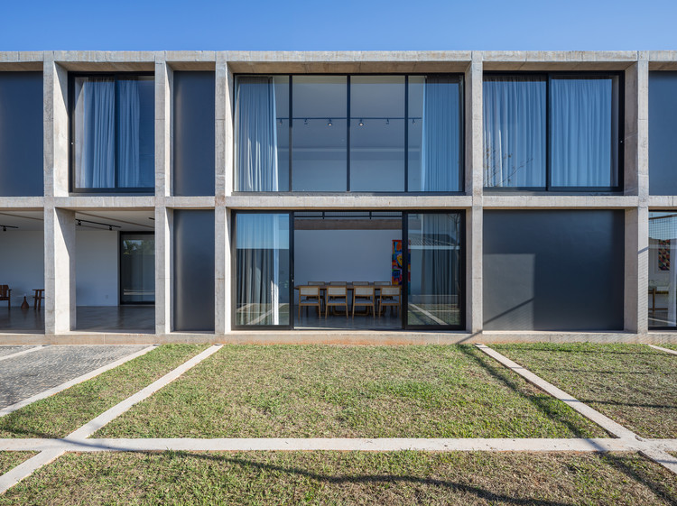 Casa dos Eixos / BLOCO Arquitetos - Janela, Fachada