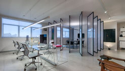 Escritório L002 / Lucas Lage Arquitetura