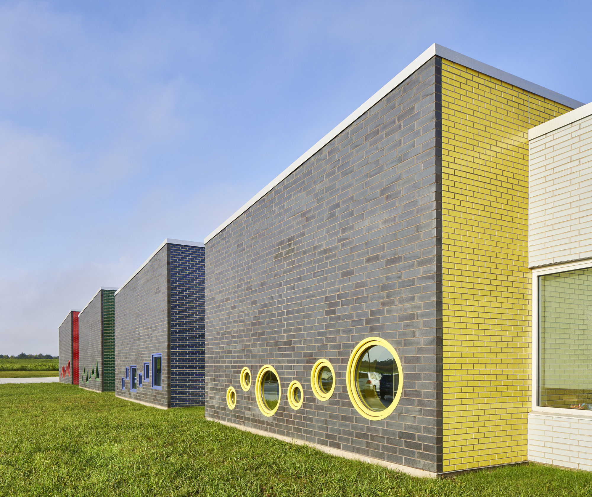 Gallery of Rockford Public School / CannonDesign - 21