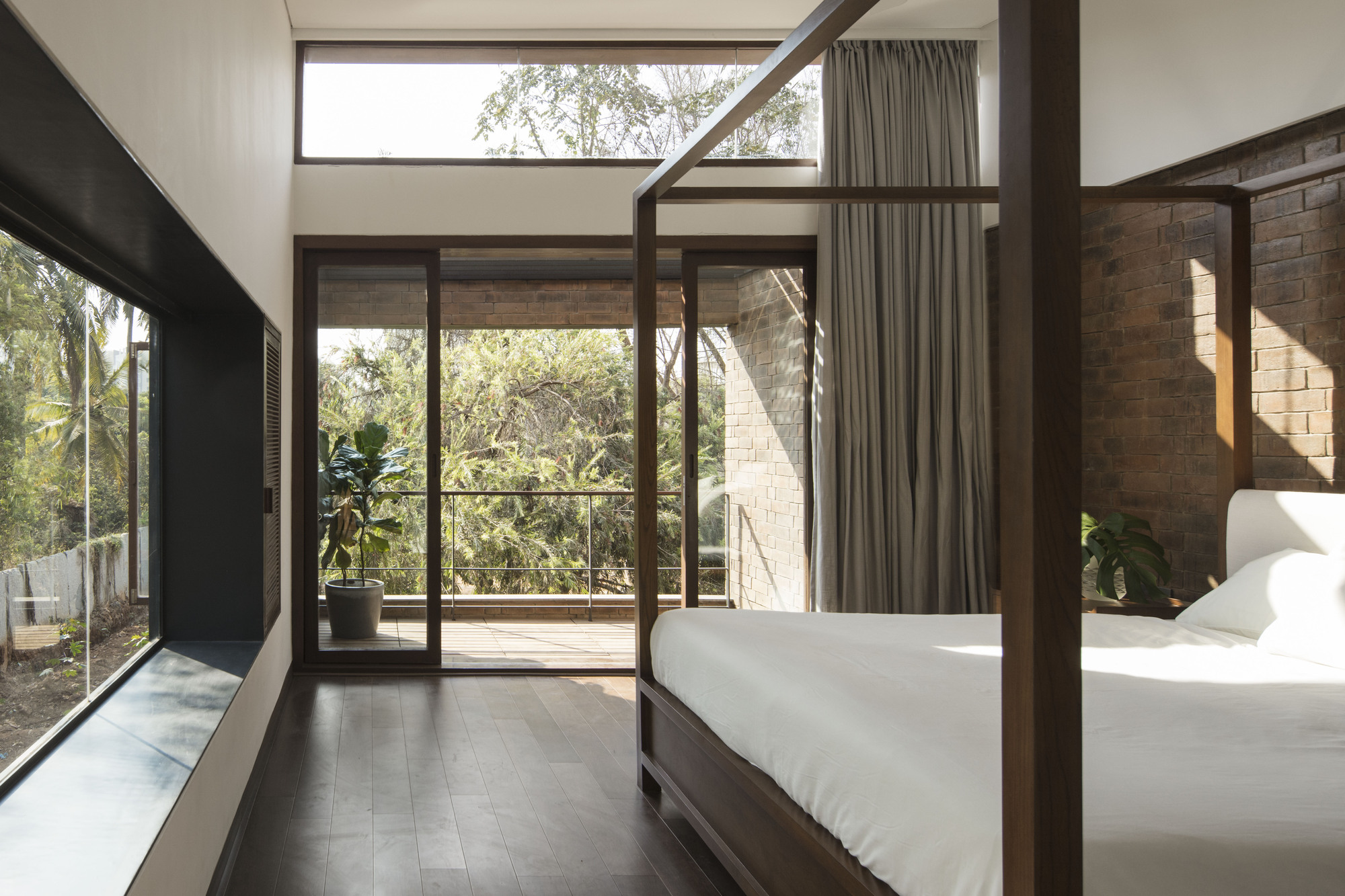 Galería de Casa de ladrillos / CollectiveProject - 9