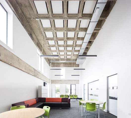 Northampton International Academy / Architecture Initiative - Image 11 of 21