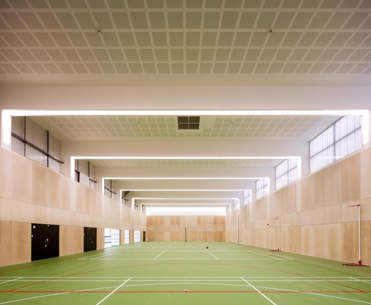 Northampton International Academy / Architecture Initiative - Image 3 of 21