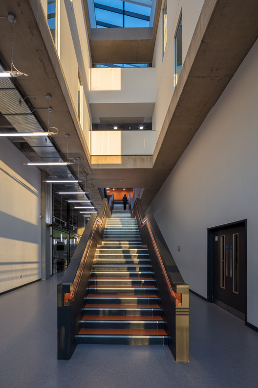 Northampton International Academy / Architecture Initiative ArchDaily