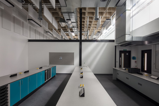 Northampton International Academy / Architecture Initiative - Image 13 of 21