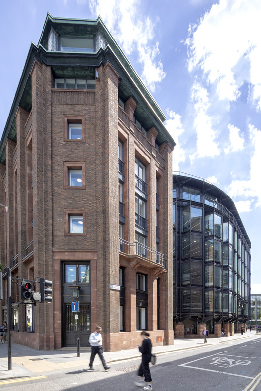 Bracken House Office Building / John Robertson Architects - Image 25 of 36