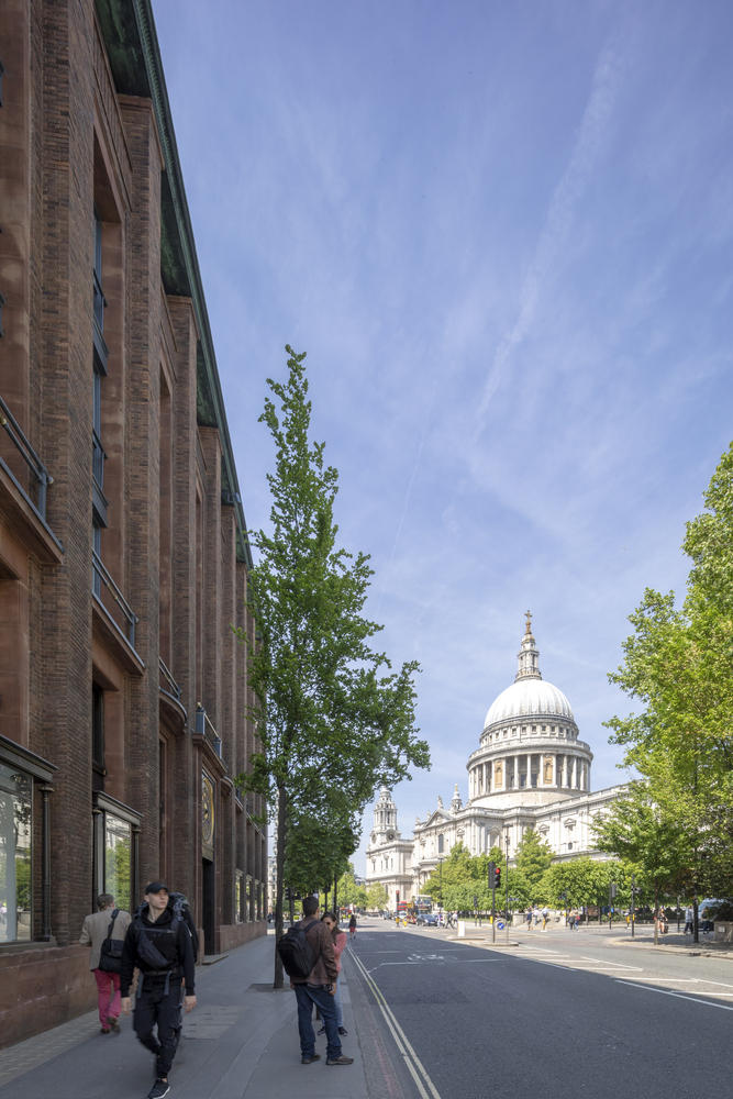 Gallery of Bracken House Office Building / John Robertson Architects 4