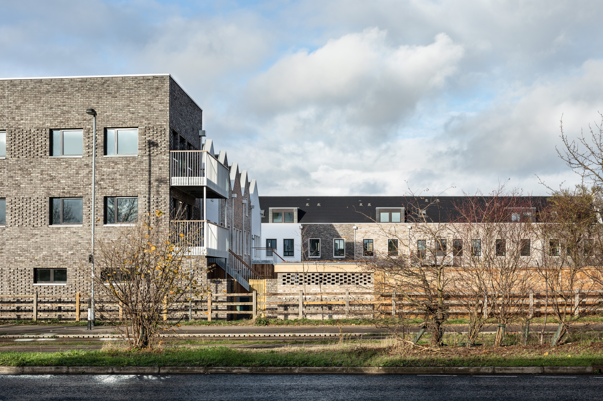 Gallery of Marmalade Lane Cohousing Development / Mole Architects 30