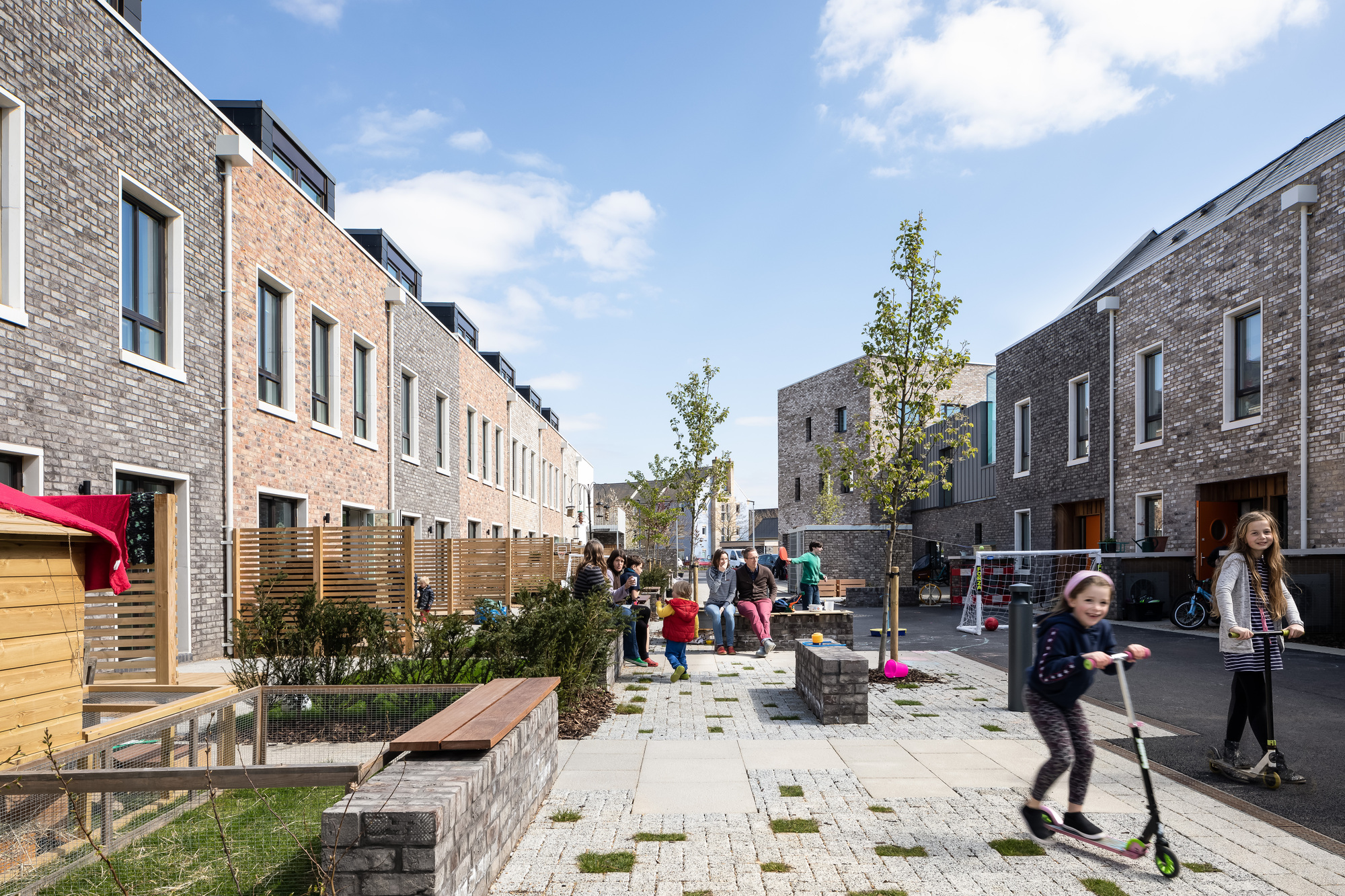 Gallery of Marmalade Lane Cohousing Development / Mole Architects 20
