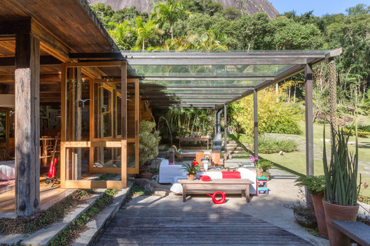 House in Correas / Rodrigo Simão Arquitetura - Image 11 of 46