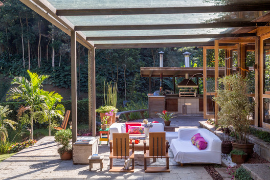 House in Correas / Rodrigo Simão Arquitetura - Image 36 of 46