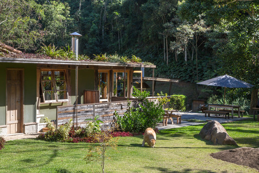 House in Correas / Rodrigo Simão Arquitetura - Image 6 of 46