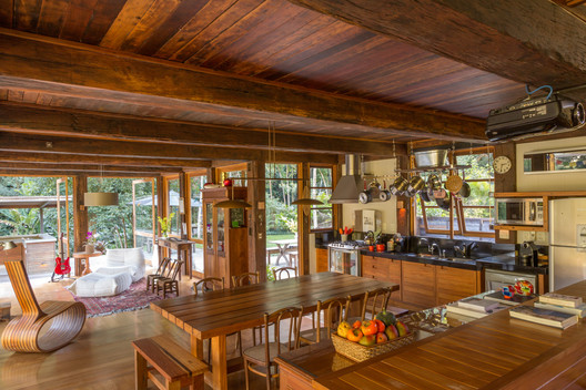 House in Correas / Rodrigo Simão Arquitetura - Image 32 of 46