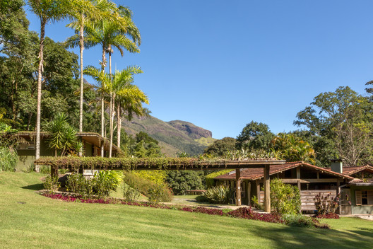 House in Correas / Rodrigo Simão Arquitetura - Image 19 of 46