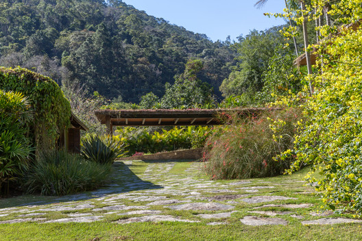 House in Correas / Rodrigo Simão Arquitetura - Image 18 of 46