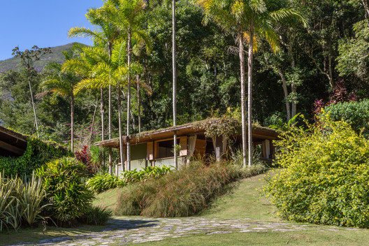 House in Correas / Rodrigo Simão Arquitetura - Image 17 of 46