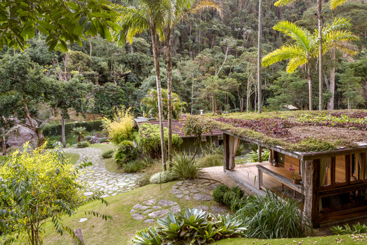 House in Correas / Rodrigo Simão Arquitetura - Image 20 of 46