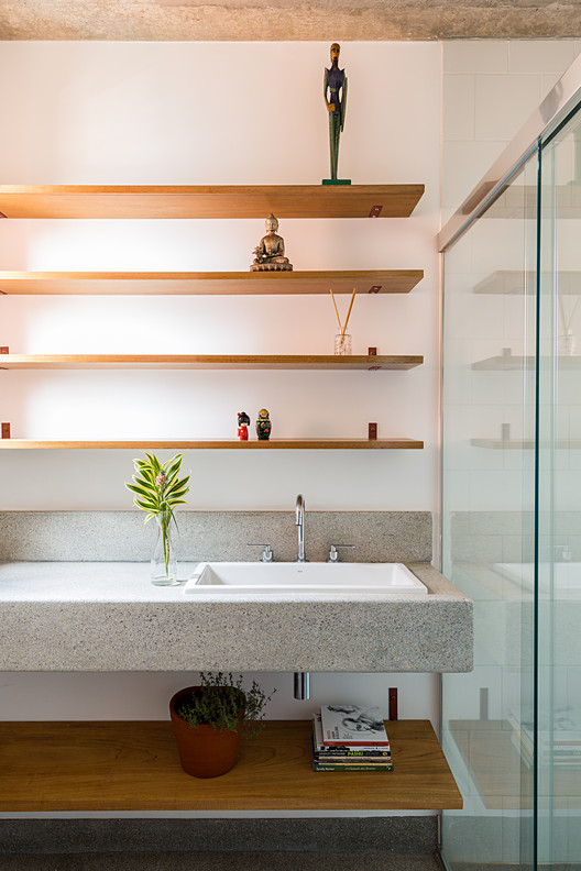 Duplex Capote / Cacho Arquitetura - Pia, Bancada, Prateleira, Cozinha