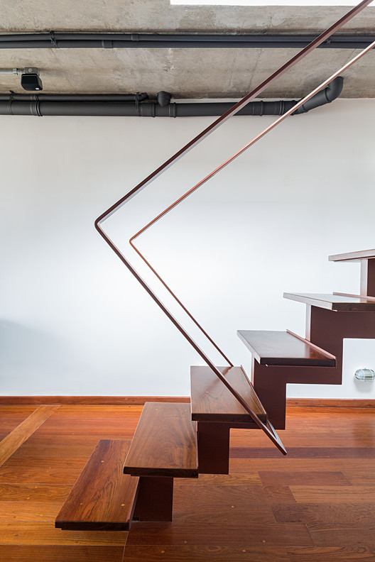 Duplex Capote / Cacho Arquitetura - Corrimão