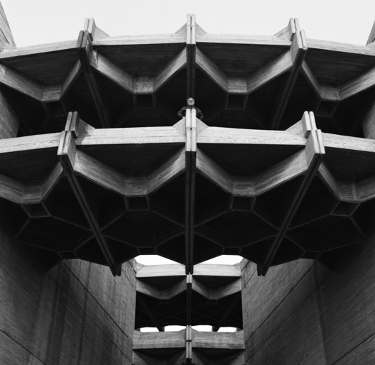 AD Classics: Cultural Heritage Institute of Spain (The Crown of Thorns) / Fernando Higueras - Image 17 of 23