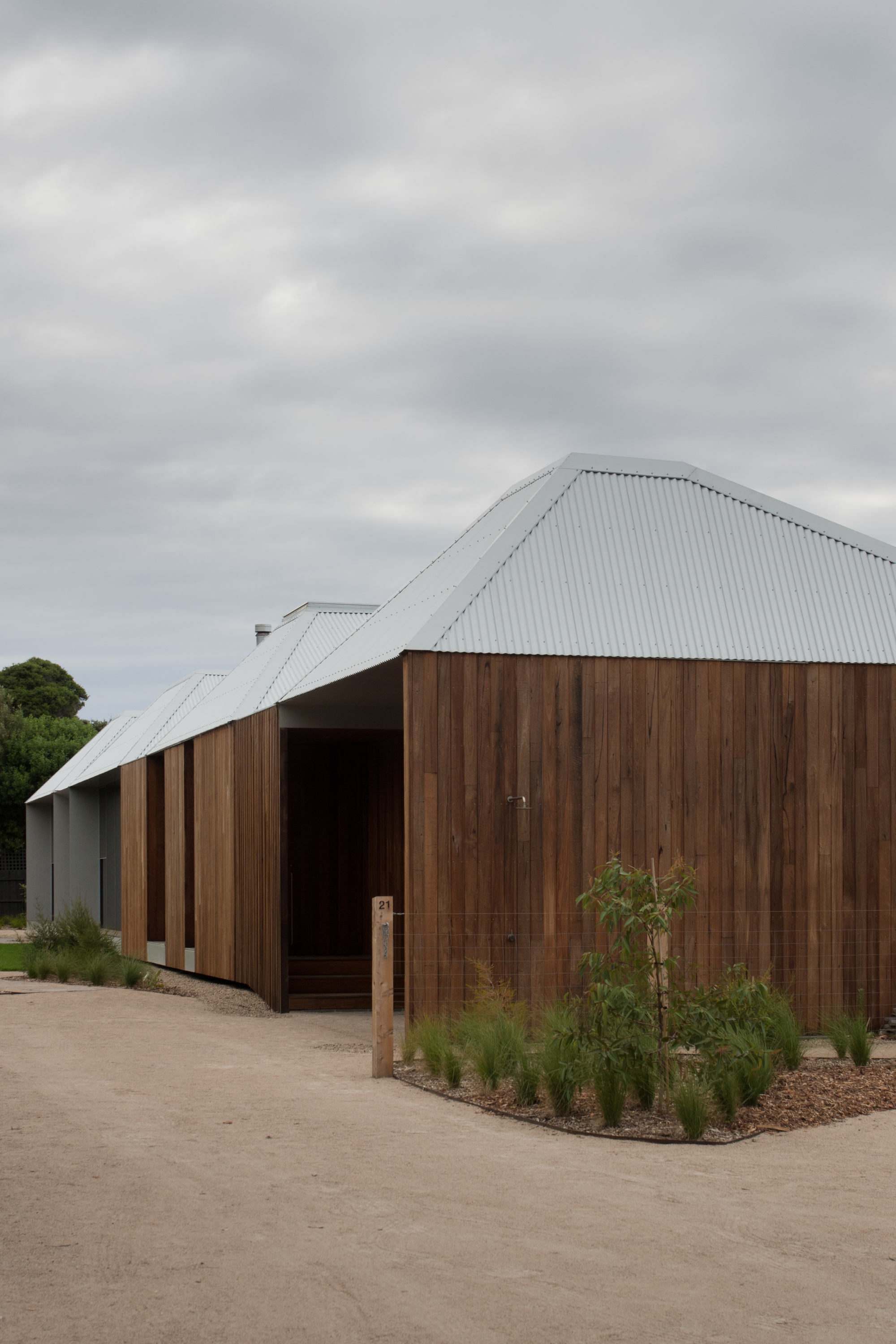 Gallery of Point Lonsdale House / Edition Office - 26