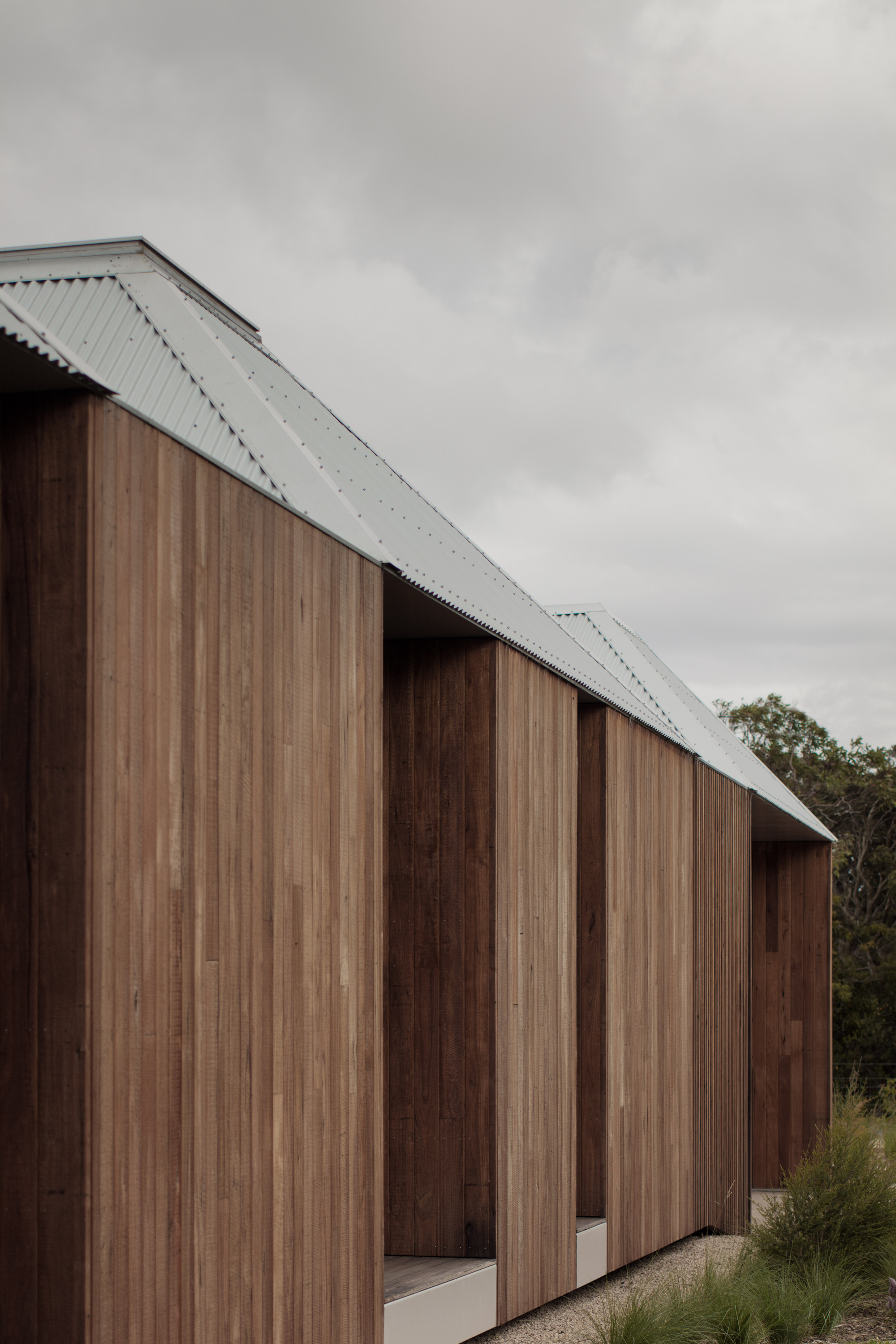 Gallery of Point Lonsdale House / Edition Office 21