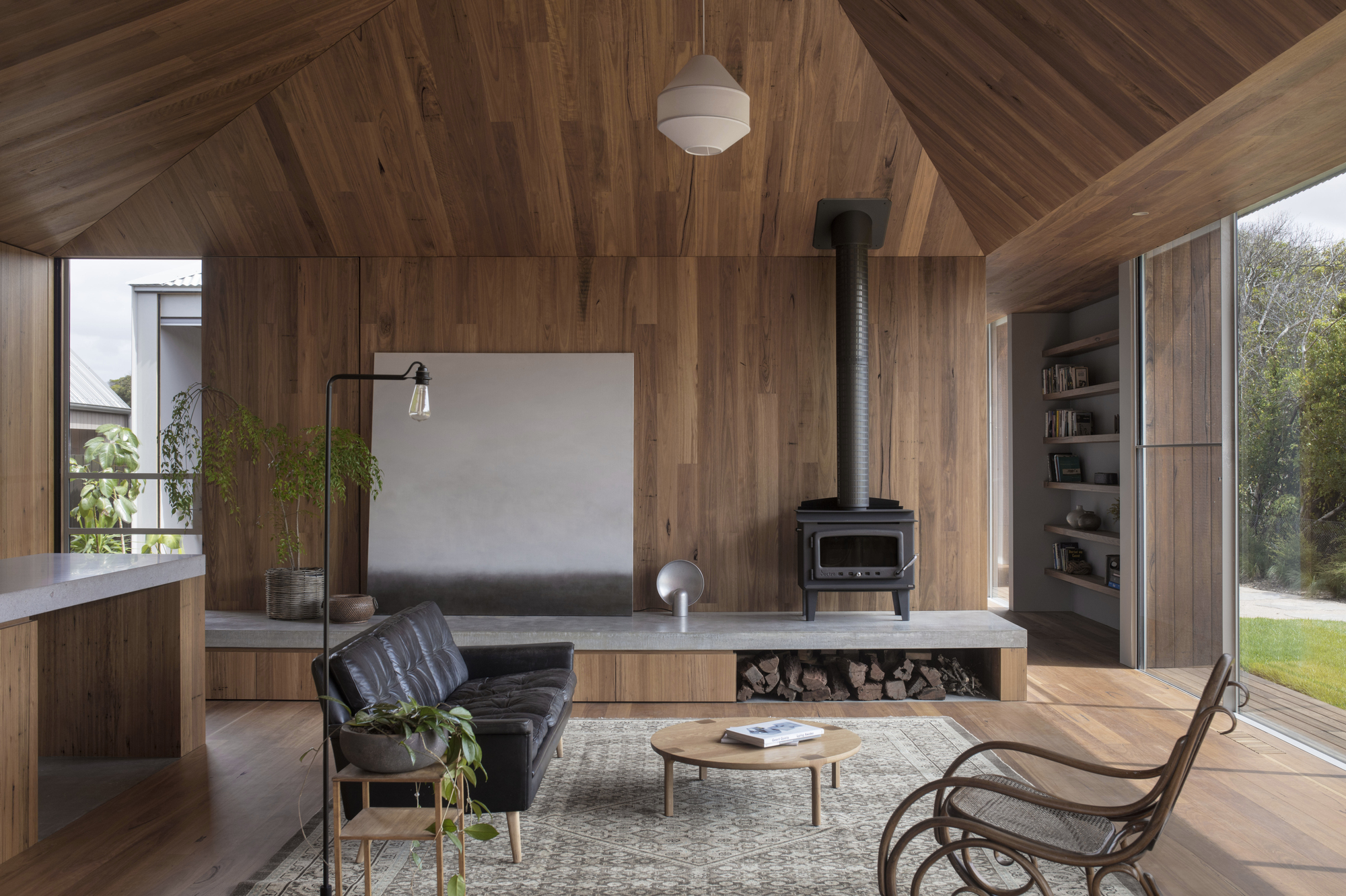 Gallery of Point Lonsdale House / Edition Office 6
