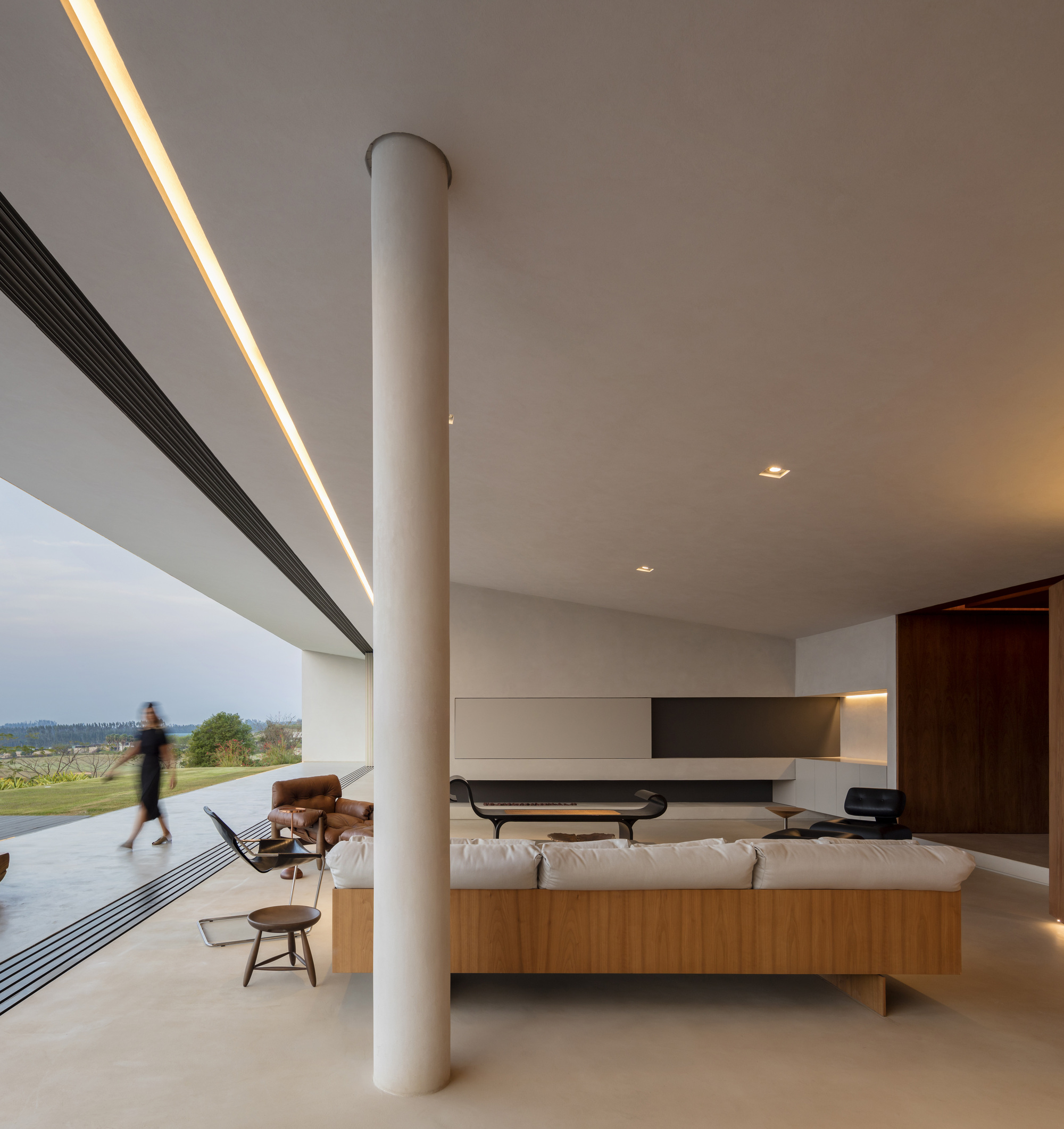 Gallery of JY House / Studio Arthur Casas - 27