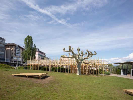 EPFL Students Build Wooden Pavilions Around Lake Geneva's Shores EPFL Students Build Wooden Pavilions Around Lake Geneva's Shores - Image 16 of 20