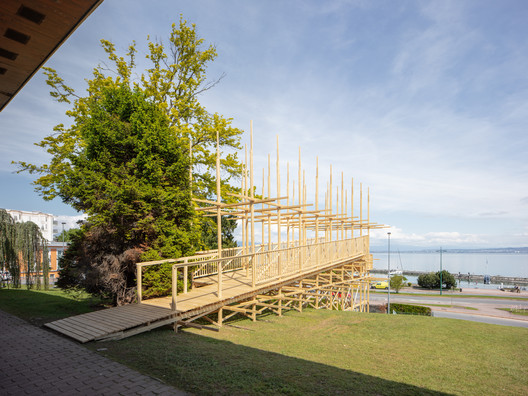 EPFL Students Build Wooden Pavilions Around Lake Geneva's Shores EPFL Students Build Wooden Pavilions Around Lake Geneva's Shores - Image 17 of 20
