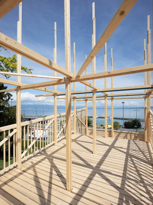 EPFL Students Build Wooden Pavilions Around Lake Geneva's Shores EPFL Students Build Wooden Pavilions Around Lake Geneva's Shores - Image 5 of 20