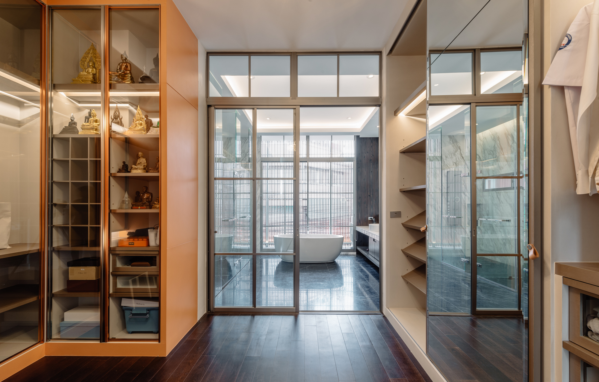 Gallery of Bird Bom House / FLAT12x - 67