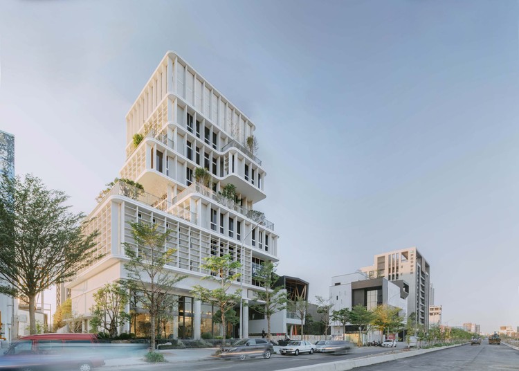 Richgreen Building / Keywow Architecture - Image 1 of 26