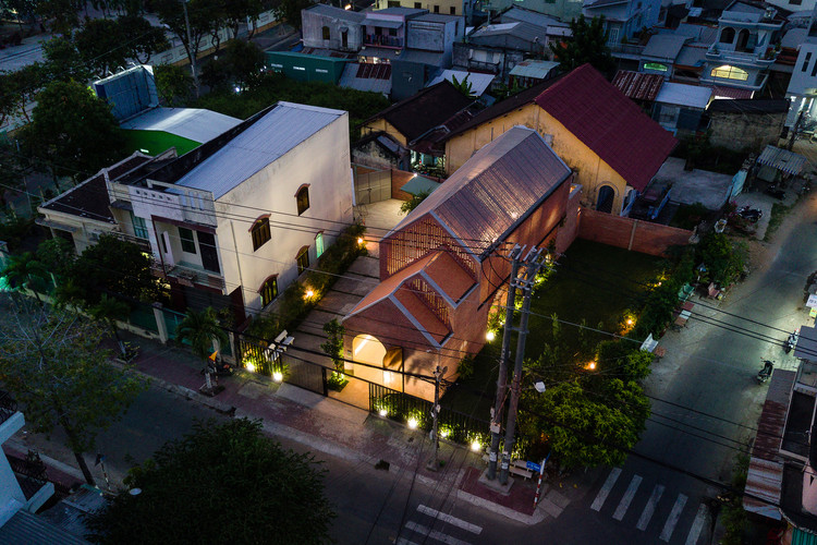 Oldmeetsnew House / Block Architects - Windows, Facade, Cityscape