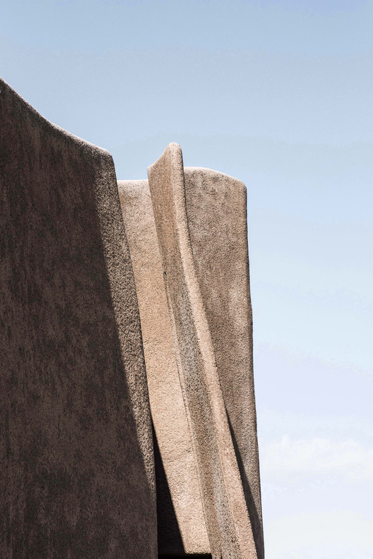 Muttenz Water Purification Plant / Oppenheim Architecture + Design Muttenz Water Purification Plant / Oppenheim Architecture + Design - Image 7 of 35