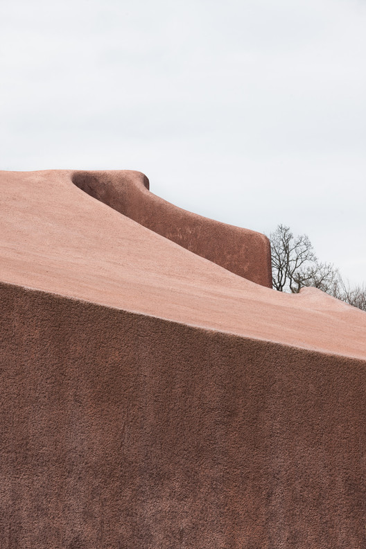 Muttenz Water Purification Plant / Oppenheim Architecture + Design Muttenz Water Purification Plant / Oppenheim Architecture + Design - Image 3 of 35