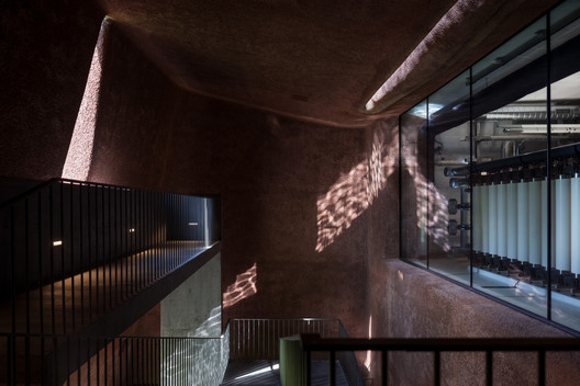 Muttenz Water Purification Plant / Oppenheim Architecture + Design Muttenz Water Purification Plant / Oppenheim Architecture + Design - Image 16 of 35