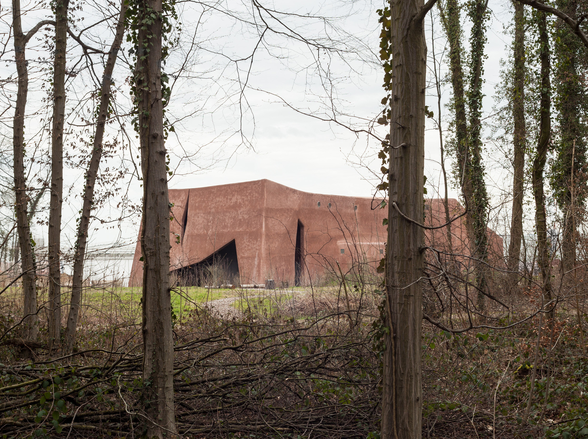 Muttenz Water Purification Plant / Oppenheim Architecture ...