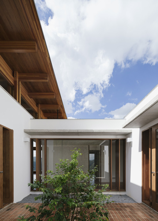 Monte House / Gávea Arquitetos - Image 4 of 28