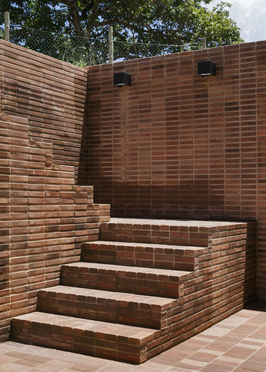 Monte House / Gávea Arquitetos - Image 3 of 28