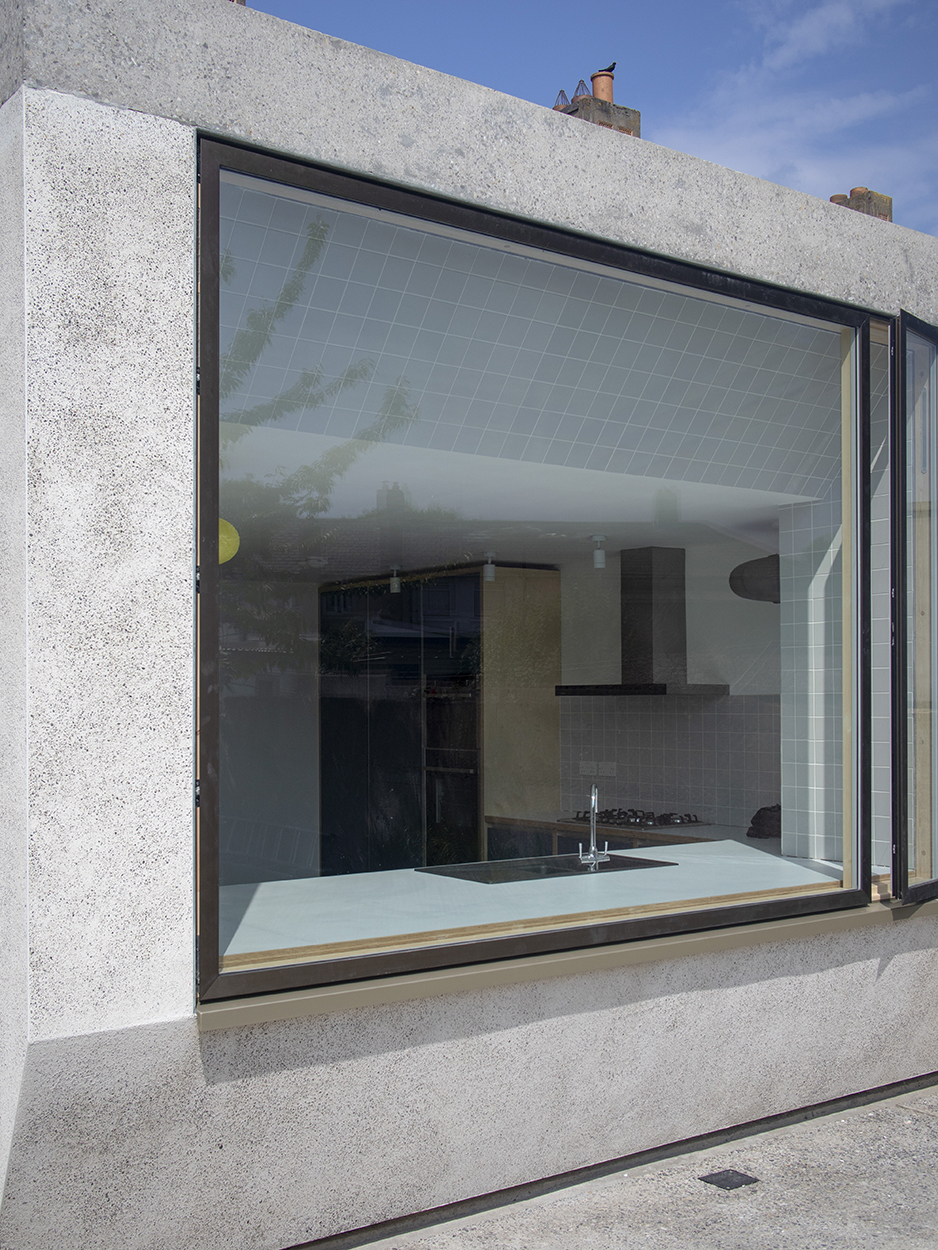 Gallery of Normal House / T O B Architect - 15