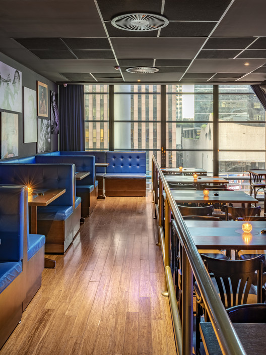 Blue Note São Paulo / Studio ió Arquitetura - Iluminação, Janela, Cadeira