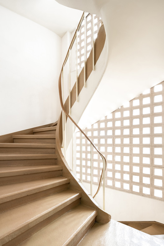 Kaspé House / Zeller & Moye - Image 2 of 27