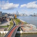 Yangjing Canal Pedestrian Bridge / Atelier Liu Yuyang Architects - Exterior Photography, Pedestrian Bridge, Cityscape