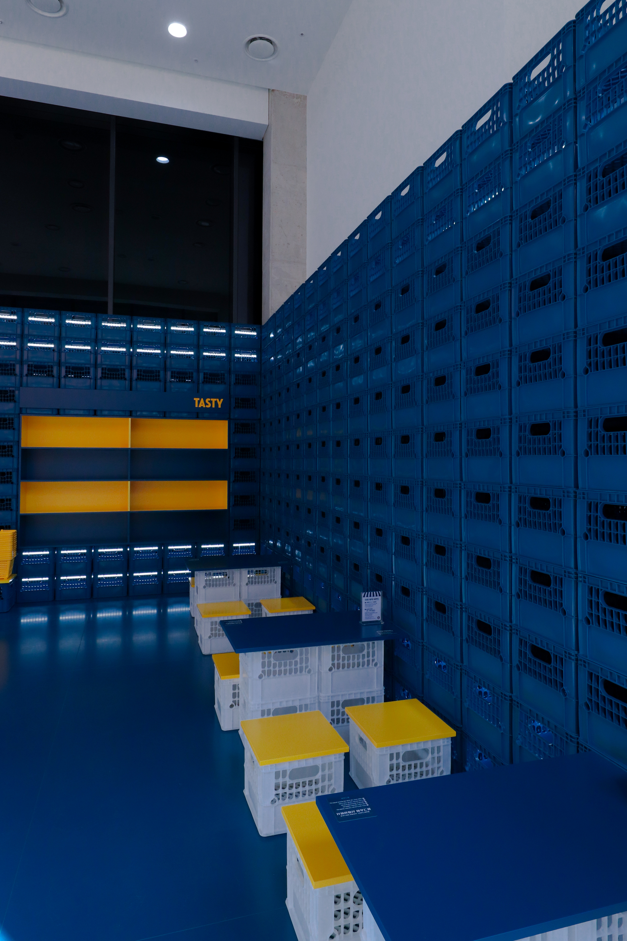 Gallery of Playground Brewery Pop-up Store / Glamo Studio - 10