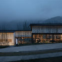 Heizhugou Zen Inn Boutique Hotel Reception Center / Yanzhushe Architecture Design - Hotels