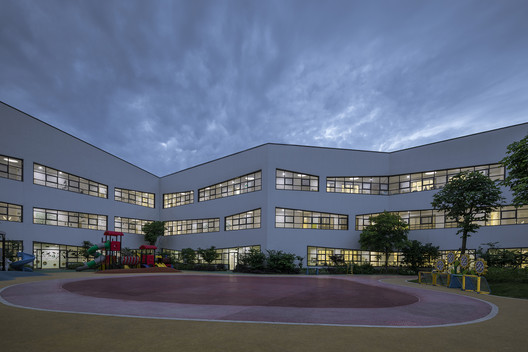 Nanxun Town Center Kindergarten / UAD - Image 16 of 25